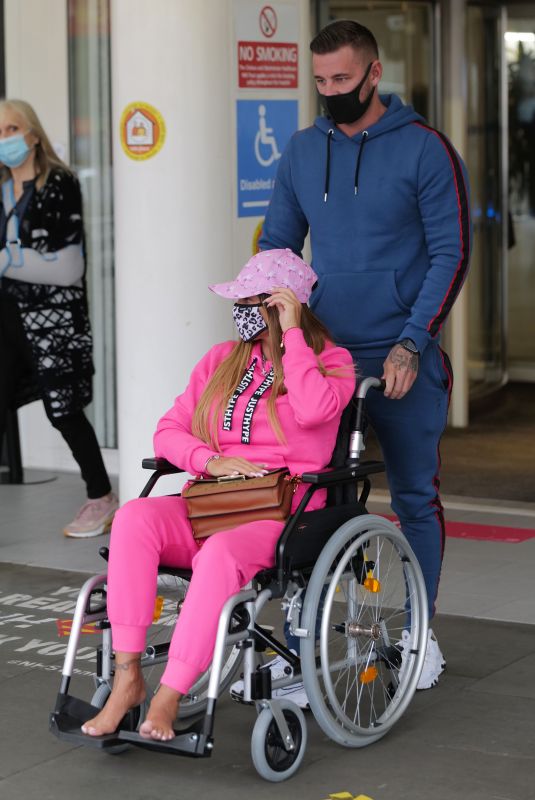KATIE PRICE Out at Chelsea and Westminster Hospital 11/10/2020