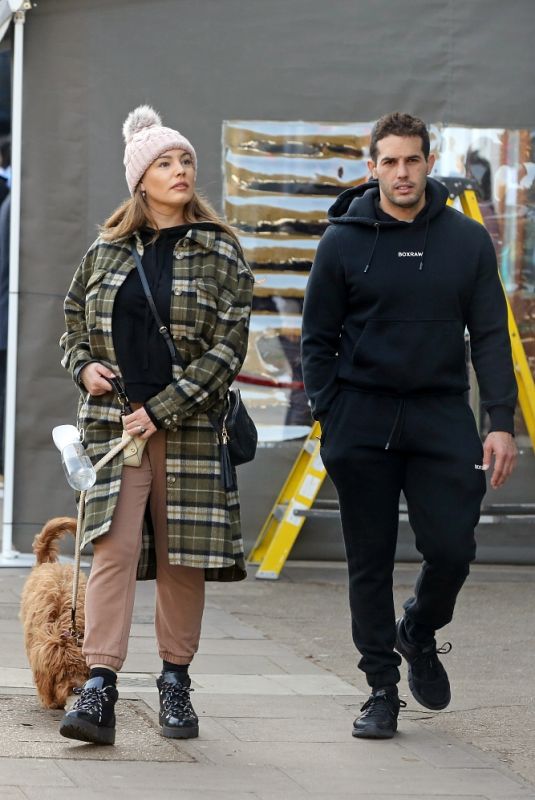 KELLY BROOK and Jeremy Parisi Out with Their Dog in Hampstead 11/07/2020