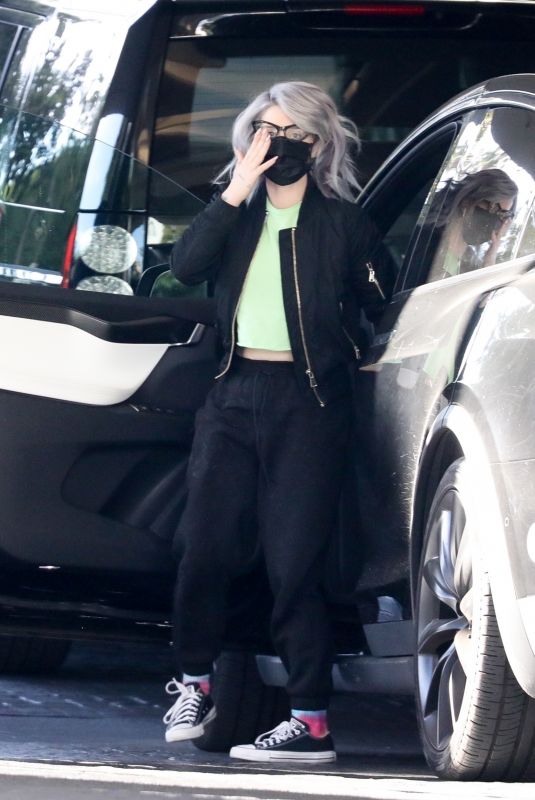 KELLY OSBOURNE Out in Los Angeles 11/29/2020