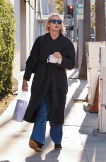 KELLY RUTHERFORD Out for Lunch at Porta Via Restaurant in Beverly Hills 11/10/2020