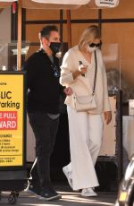 KELLY RUTHERFORD Out for Lunch in Beverly Hills 11/11/2020