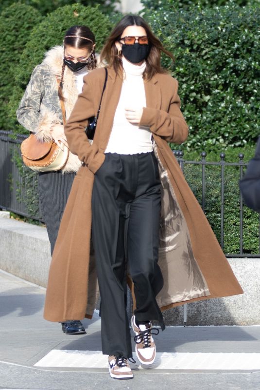 KENDALL JENNER and BELLA HADID Out for Lunch in New York 11/19/2020