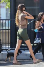 KENDALL JENNER in Yoga Pants at Coffee Bean & Tea Leaf in Beverly Hills 10/31/2020