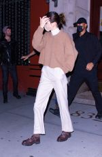 KENDALL JENNER Leaves Her Apartment in New York 11/20/2020