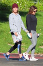 KENDRA WILKINSON Out for Lunch with a Friend in Calabasas 11/111/2020