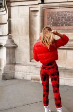 KIMBERLEY GARNER - Instagram Photos 11/29/2020