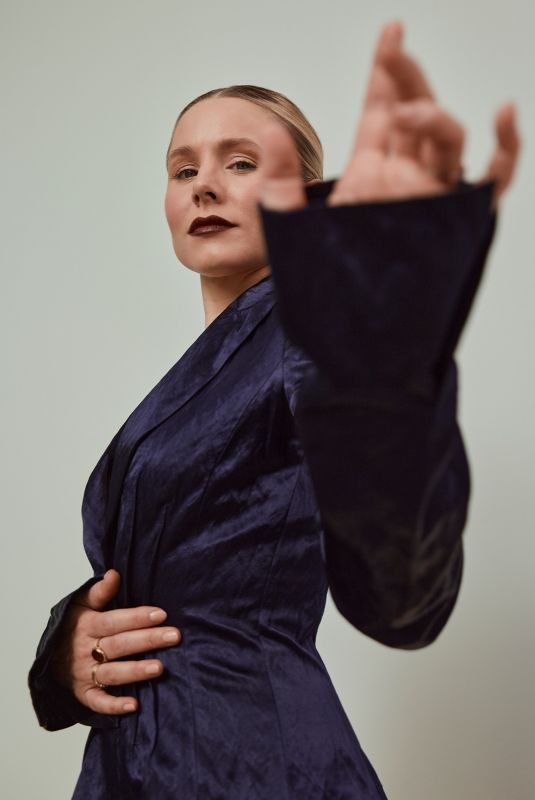KRISTEN BELL for Romper by Emman Montalvan, November 2020