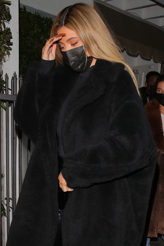 KYLIE JENNER Leaves Giorgio Baldi in Santa Monica 11/13/2020