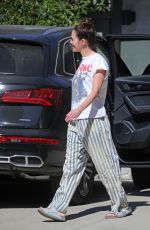 LENA HEADEY Gets into a Fender-bender on Ventura Blvd in Encino 10/29/25020