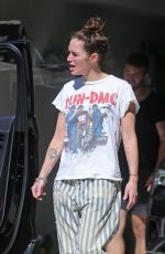 LENA HEADEY Gets into a Fender-bender on Ventura Blvd in Encino 10/29/25020