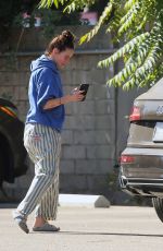 LENA HEADEY Gets into a Fender-bender on Ventura Blvd in Encino 10/29/25020