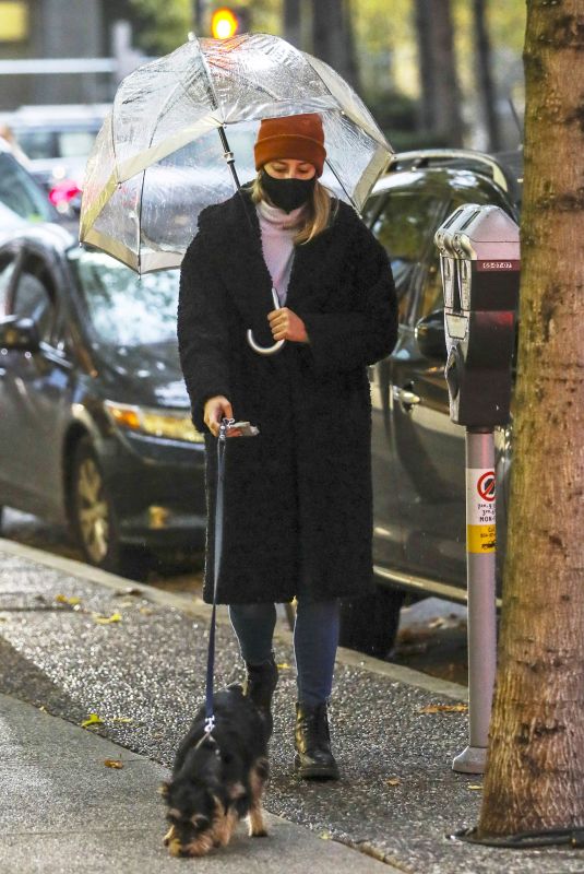 LILI REINHART Out with Her Dog in Vancouver 11/14/2020