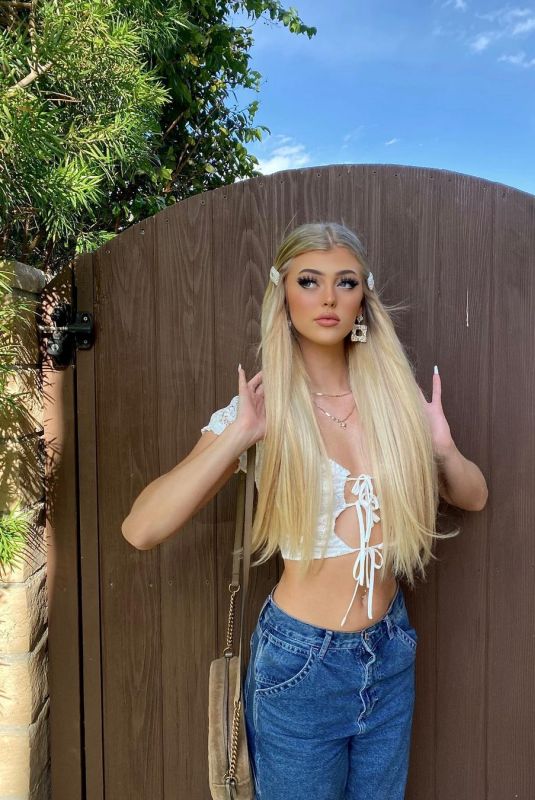 LOREN GRAY - Instagram Photos 11/14/2020
