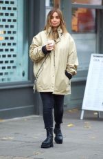 LOUISE REDKNAPP Out for Coffee in Primrose Hill 11/17/2020
