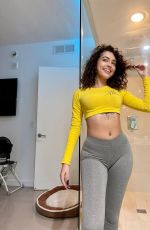 MALU TREVEJO - Instagram Photos 11/25/2020