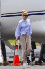 MICOLE KIDMAN Arrives at Byron Bay by a Private Plane 11/10/2020