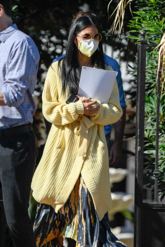 NICOLE SCHERZINGER and Thom Evans Out House Hunting in Los Angeles 11/03/2020