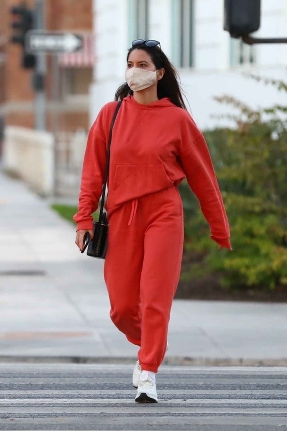 OLIVIA MUNN Out and About in Santa Monica 11/24/2020 – HawtCelebs