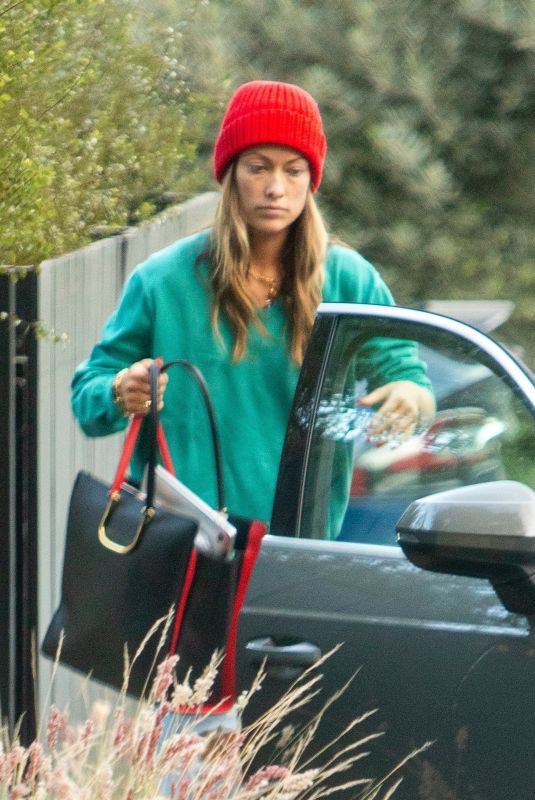 OLIVIA WILDE Leaves Her House in Los Angeles 11/29/2020