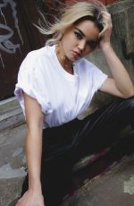 PARIS BERELC for Dlarez Magazine, October 2020