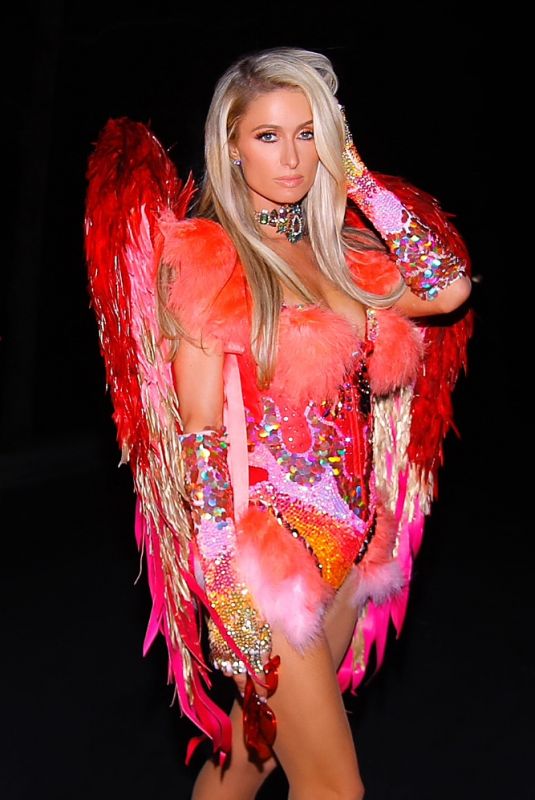 PARIS HILTON Heading to a Halloween Party in Los Angeles 10/30/2020