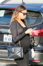 Pregnant APRIL LOVE GEARY Arrives at Doctor