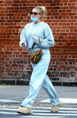 Pregnant ELSA HOSK and Tom Daly Out in New York 11/05/2020