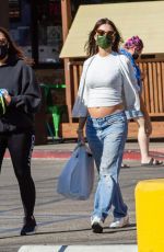 Pregnant EMILY RATAJKOWSKI Out Shopping with a Friend in Los Angeles 11/09/2020
