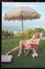 Pregnant EMMA ROBERTS in Cosmopolitan Magazine, December 2020