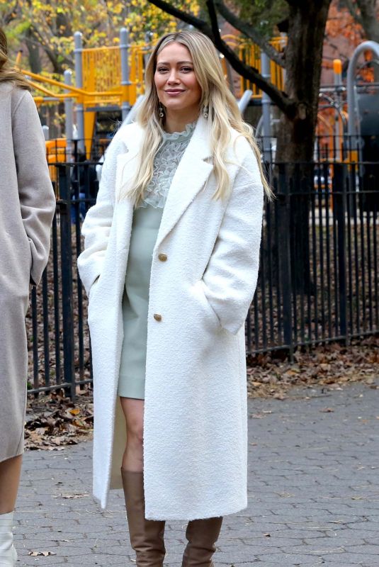 Pregnant HILARY DUFF on the Set of Younger in New York 11/17/2020