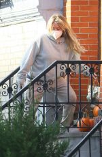 Pregnant HILARY DUFF Picking Up Delivered Food in New York 11/21/2020