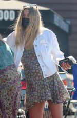 Pregnant JESSICA HART Out in Los Angeles 11/05/2020