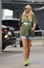 Pregnant JESSICA HART Out Shopping in Los Angeles 11/08/2020