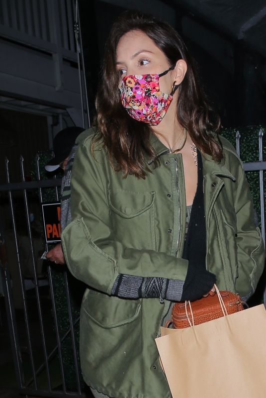 Pregnant KATHARINE MCPHEE Arrives at Giorgio Baldi in Santa Monica 11/20/2020