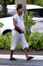 Pregnant KELLY ROWLAND Out in Hawaii 11/12/2020