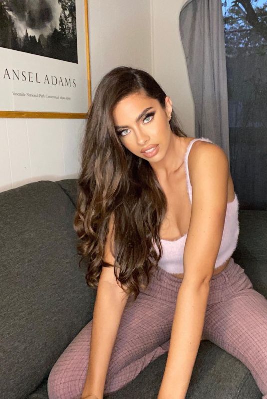 PRISCILLA HUGGINS ORTIZ - Instagram Photos 11/08/2020