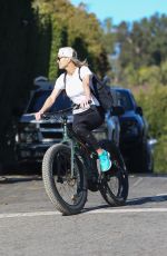 ROBIN WRIGHT and Clement Giraudet Out Bike Riding in Los Angeles 11/28/2020
