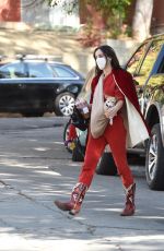 SCOUT WILLIS Leaves a Friend