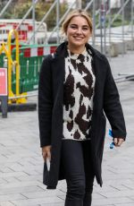 SIAN WELBY Leaves Global Radio Studios in London 11/10/2020