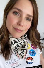 SOPHIA BUSH - Instagram Photos 11/04/2020