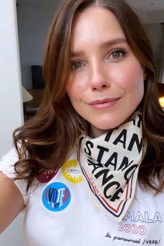 SOPHIA BUSH – Instagram Photos 11/04/2020