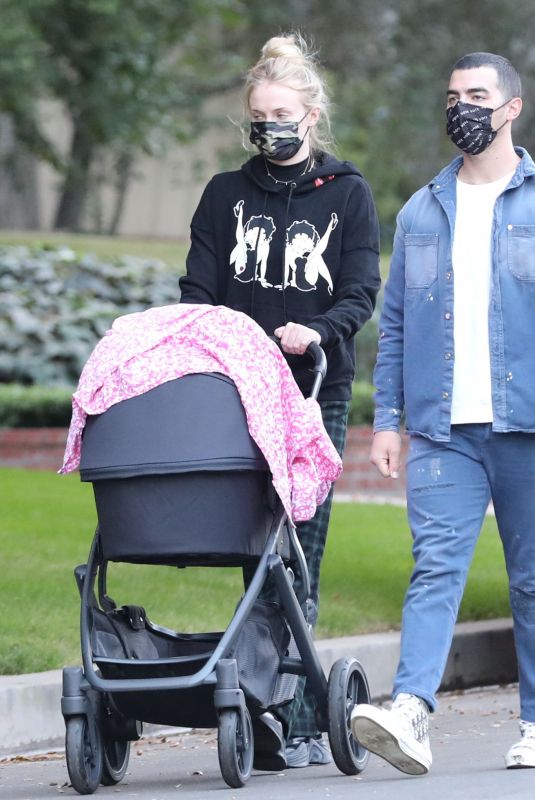 SOPHIE TURNER and Joe Jonas Out with Their Daughter Willa in Los Angeles 11/22/2020