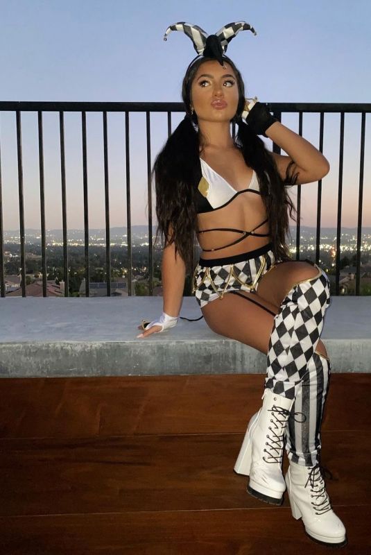TATI MCQUAY Getting Ready for Halloween – Instagram Photos and Videos 10/31/2020
