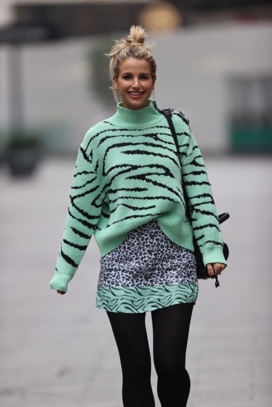 VOGUE WILLIAMS Arrives at Heart Radio in London 11/29/2020