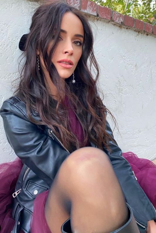 ABIGAIL SPENCER for Apolis, Fall 2020