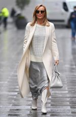 AMANDA HOLDEN Leaves Heart FM in London 12/04/2020