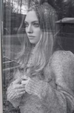AMANDA SEYFRIED - Mank at Home Press Event, December 2020