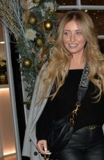 AMY HART Leaves Richy Hair Salon in Knightsbridge 12/02/2020