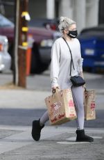 ARIEL WINTER Shopping at Trader Joe