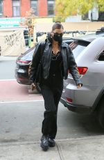 BELLA HADID Heading to a Supermarket in New York 12/01/2020